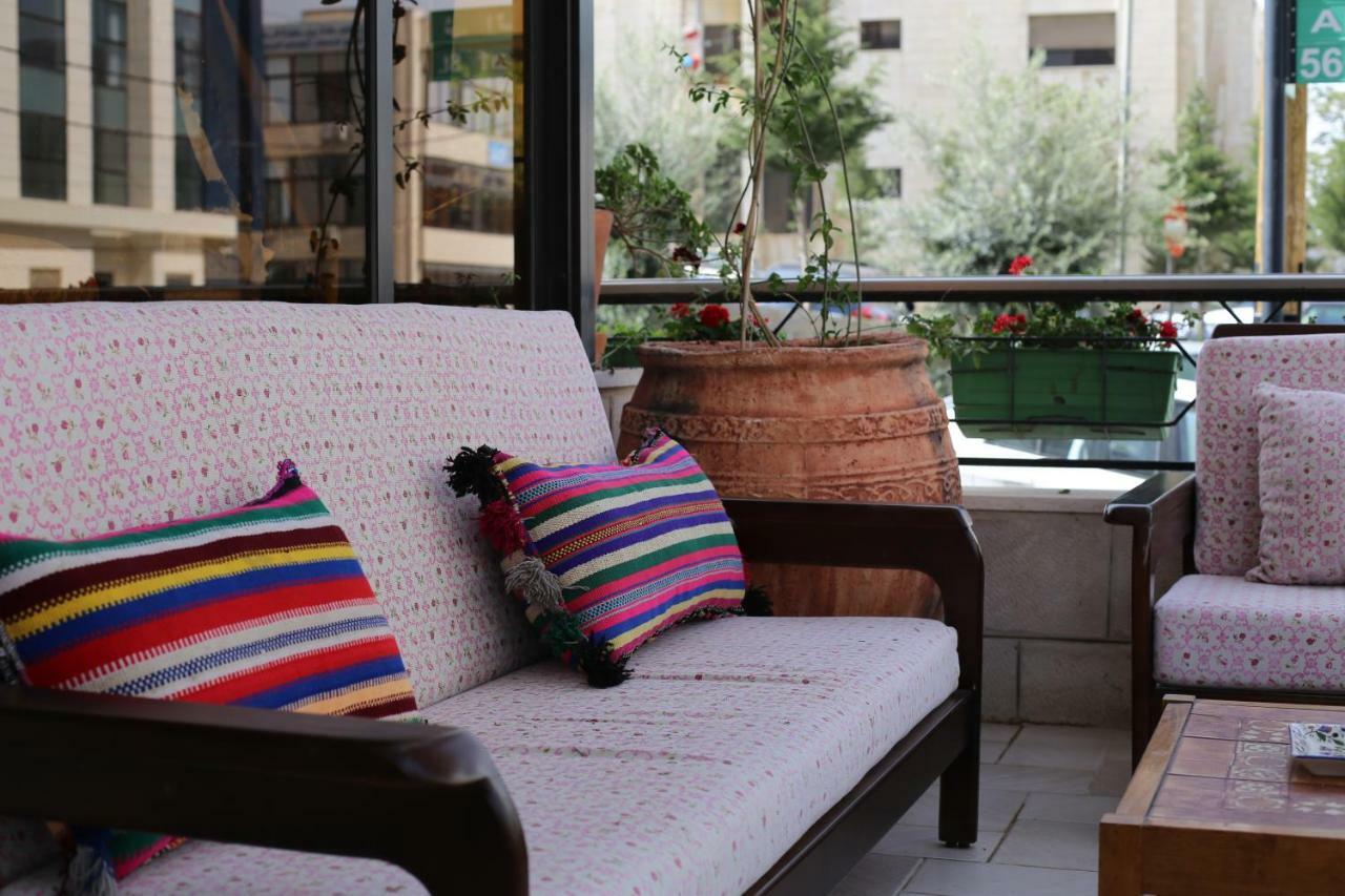 Gondola Hotel & Suites Amman Exteriör bild